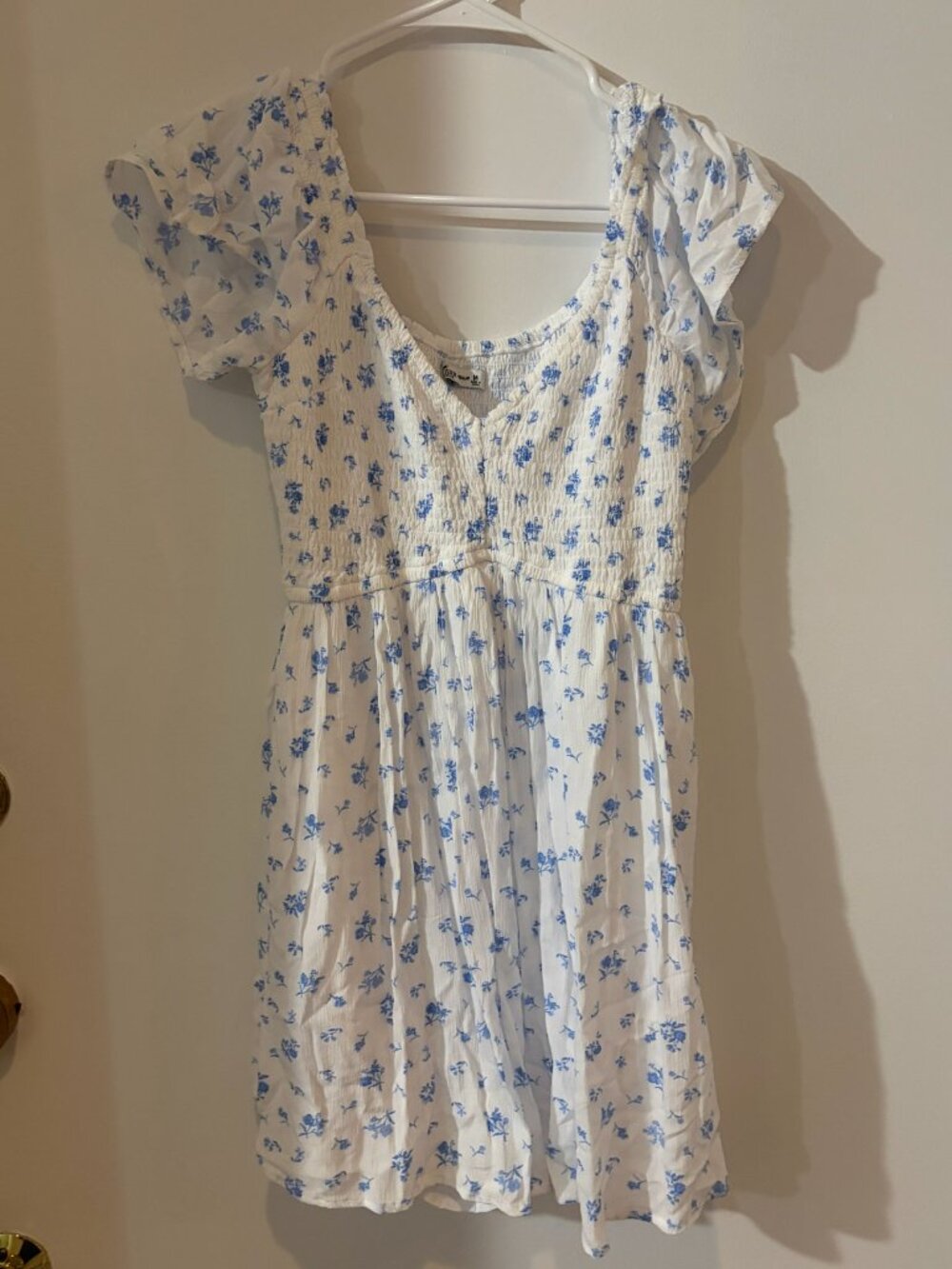 Hollister Flutter Sleeve Built-In Shorts Dress Size M